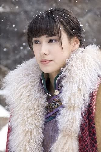 Isabella Leong image