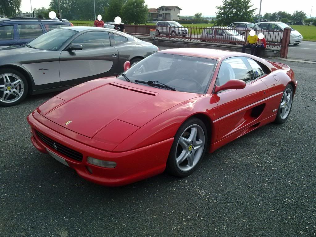 Ferrari_01_zps5f3cd2d2.jpg