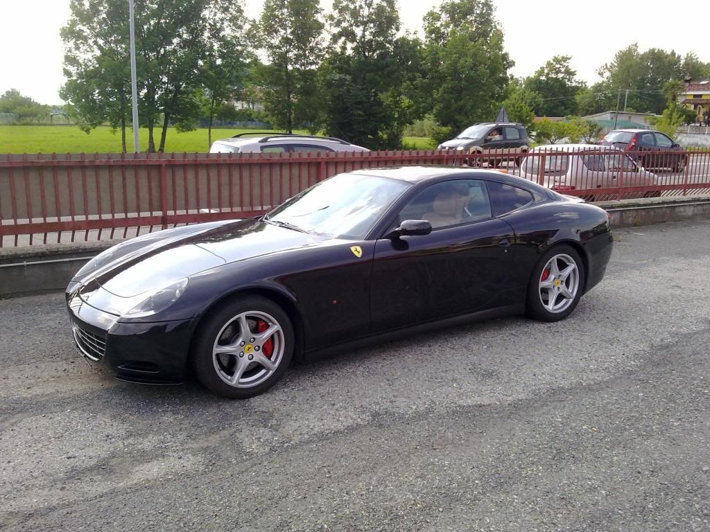 Ferrari_05_zpsdde69f5d.jpg