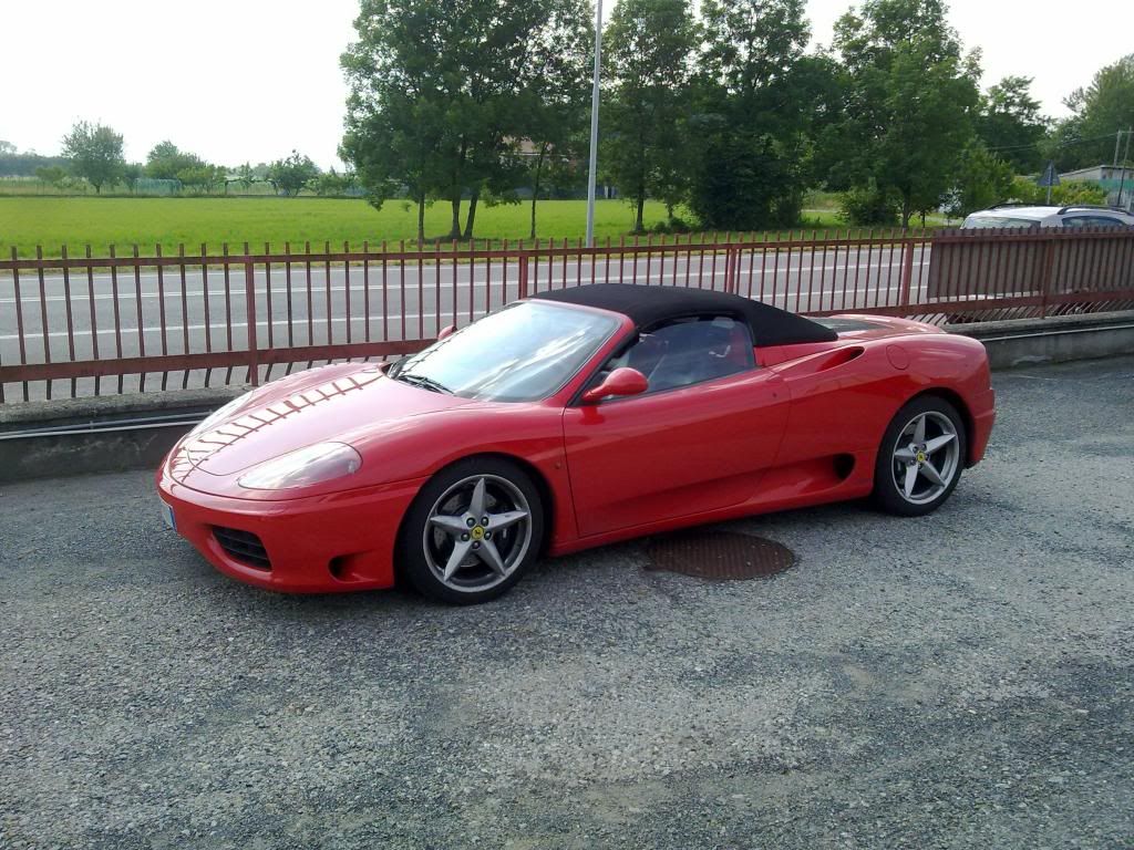 Ferrari_06_zps384beb19.jpg