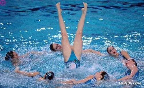 Amazing Synchronized Swimming Art