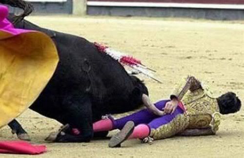Crazy Spanish Bullfighting Moments
