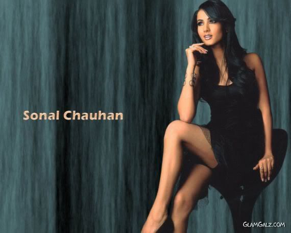 Click to Enlarge - Sonal Chauhan Wallpapers