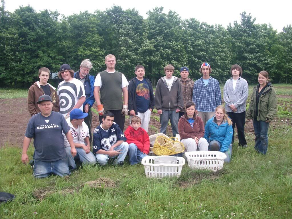 Erika Niebler,Gather'n Greens,Lee Ossenheimer,Dr. Lisa Long,Negaunee Township,MI,Dead River,Michigan,bees,honey,mushrooms,seedlings,transplanting,peppers,tomatoes,herbs,basil,children,nature,organic,Jesse Ossenheimer