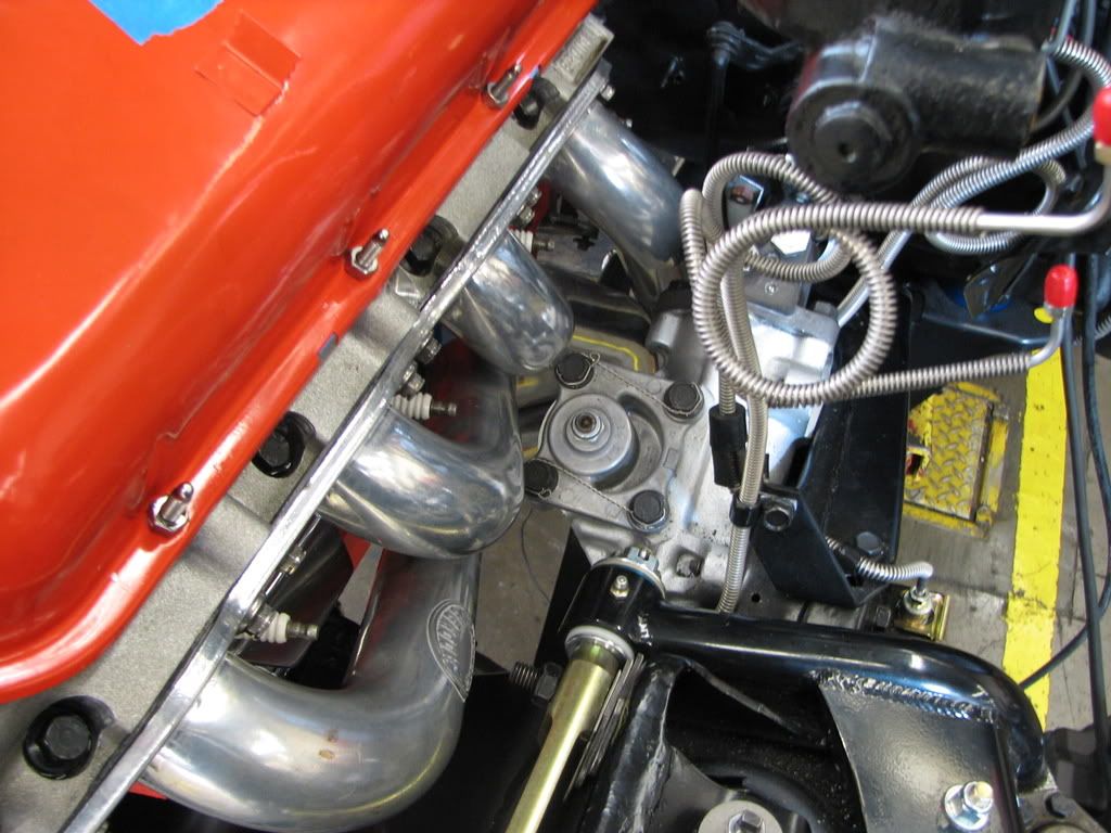 EngineInstall028.jpg Steering box to Header clearance issues image by Marroweter