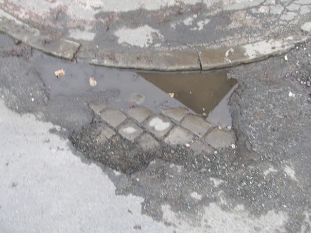 pothole4romanrd.jpg
