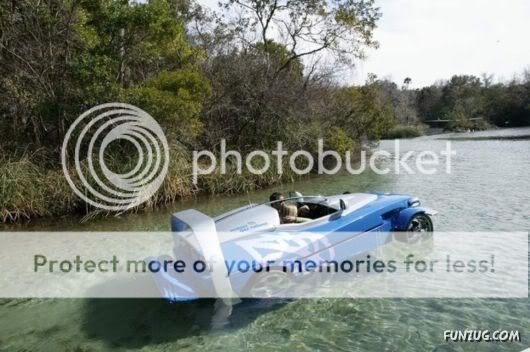 Worlds First Splash Car