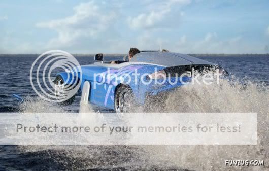 Worlds First Splash Car