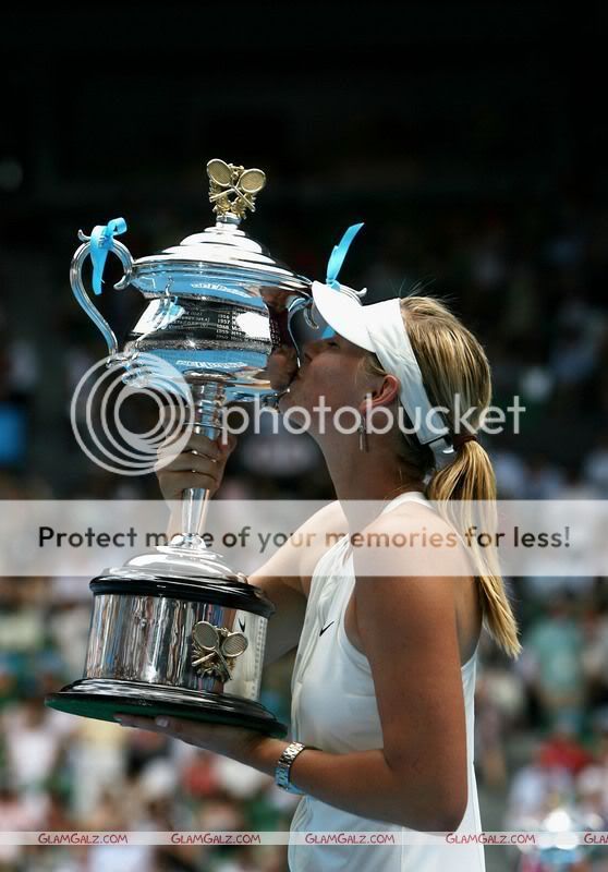 Maria Sharapova in Different Shades