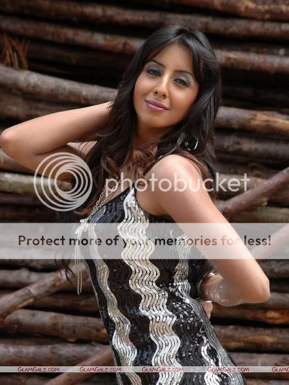 Beautiful Actress Sanjana Photoshoot